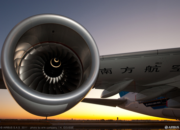 Tantalum and Niobium in superalloys for jet enginese